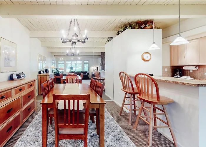 Aspenwood - Coraltree Residence Collection